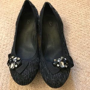 Simply Vera Black Tweed Jewel Flats